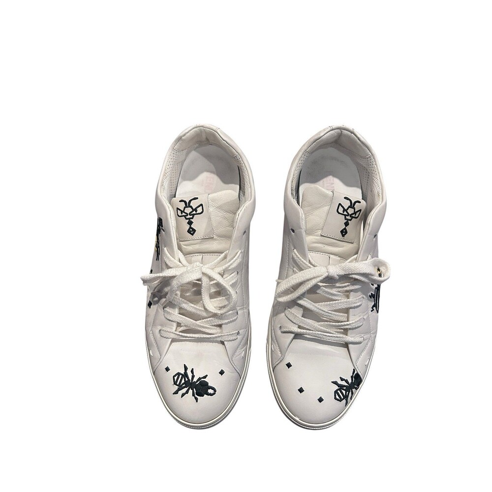 Fendi White Genuine Leather men’s bee sneakers size 9 Authentic